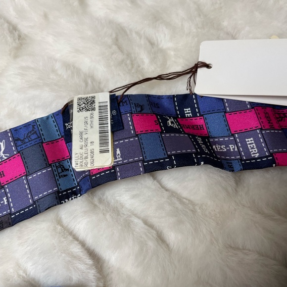 HERMES RIBBON PRINT TWILLY NWT - Picture 5 of 5